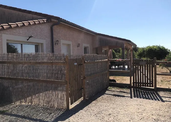 D'hotes Labatut فندق مبيت وإفطار