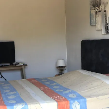 D'hotes Labatut Bed & Breakfast *
